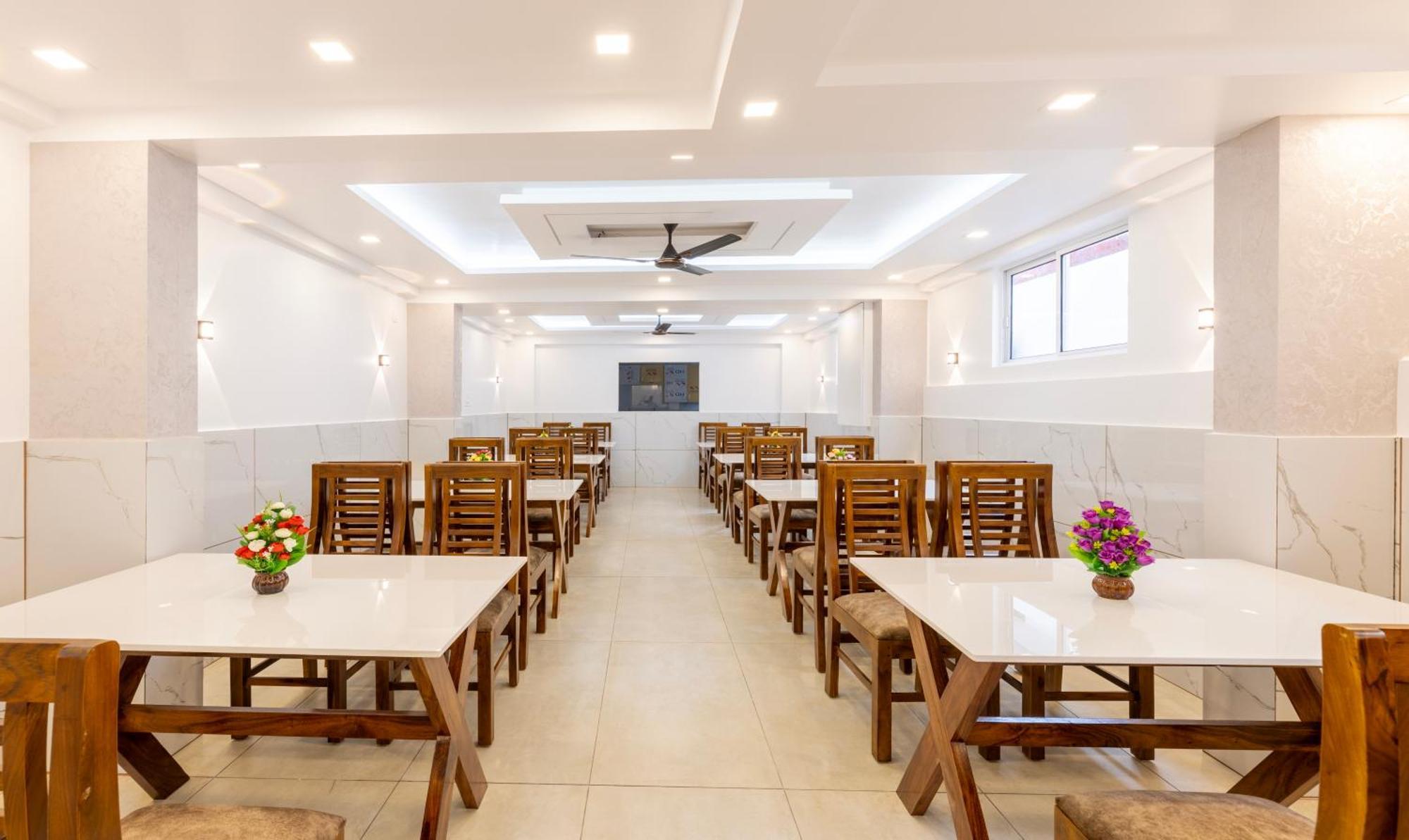 Treebo Premium Cochin Airport, 5 Min From Cochin Airport Hotel Kochi Kültér fotó
